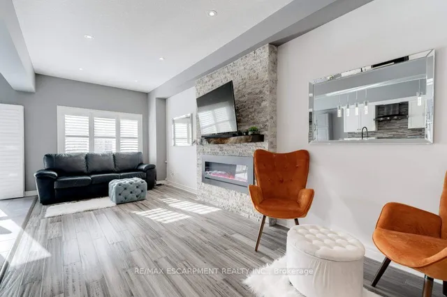 Additional property image - 98 SHOREVIEW Pl Unit 12