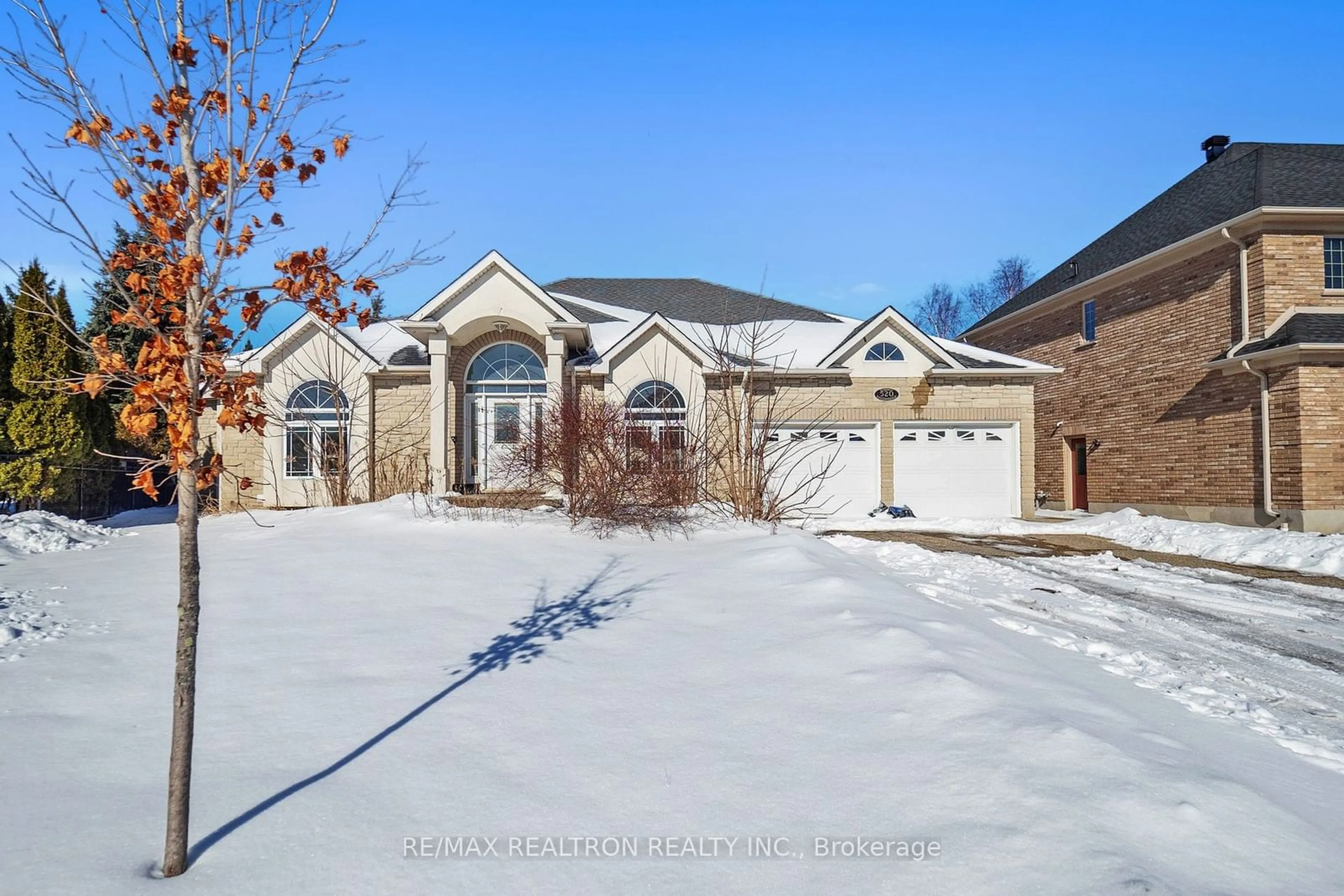 Home with brick exterior material, street for 520 Falconridge Cres, Kitchener Ontario N2K 4H9