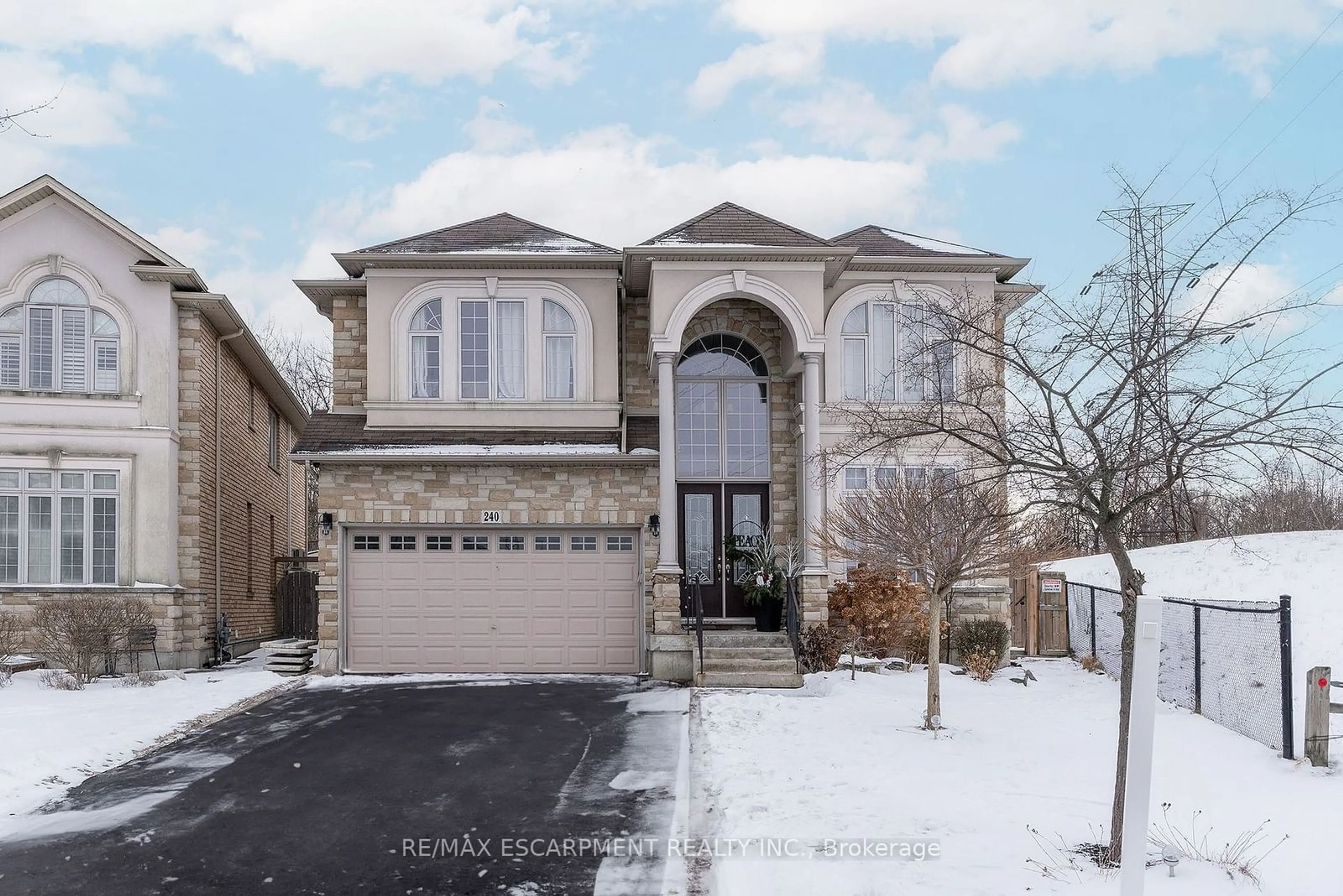 Home with brick exterior material, street for 240 CLOVERLEAF Dr, Hamilton Ontario L9K 1T2