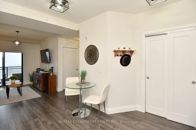Additional property image - 30 Hamilton St Unit 605