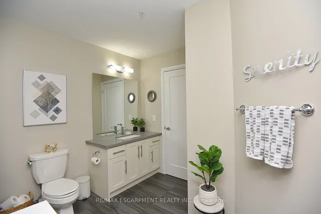 Additional property image - 30 Hamilton St Unit 605