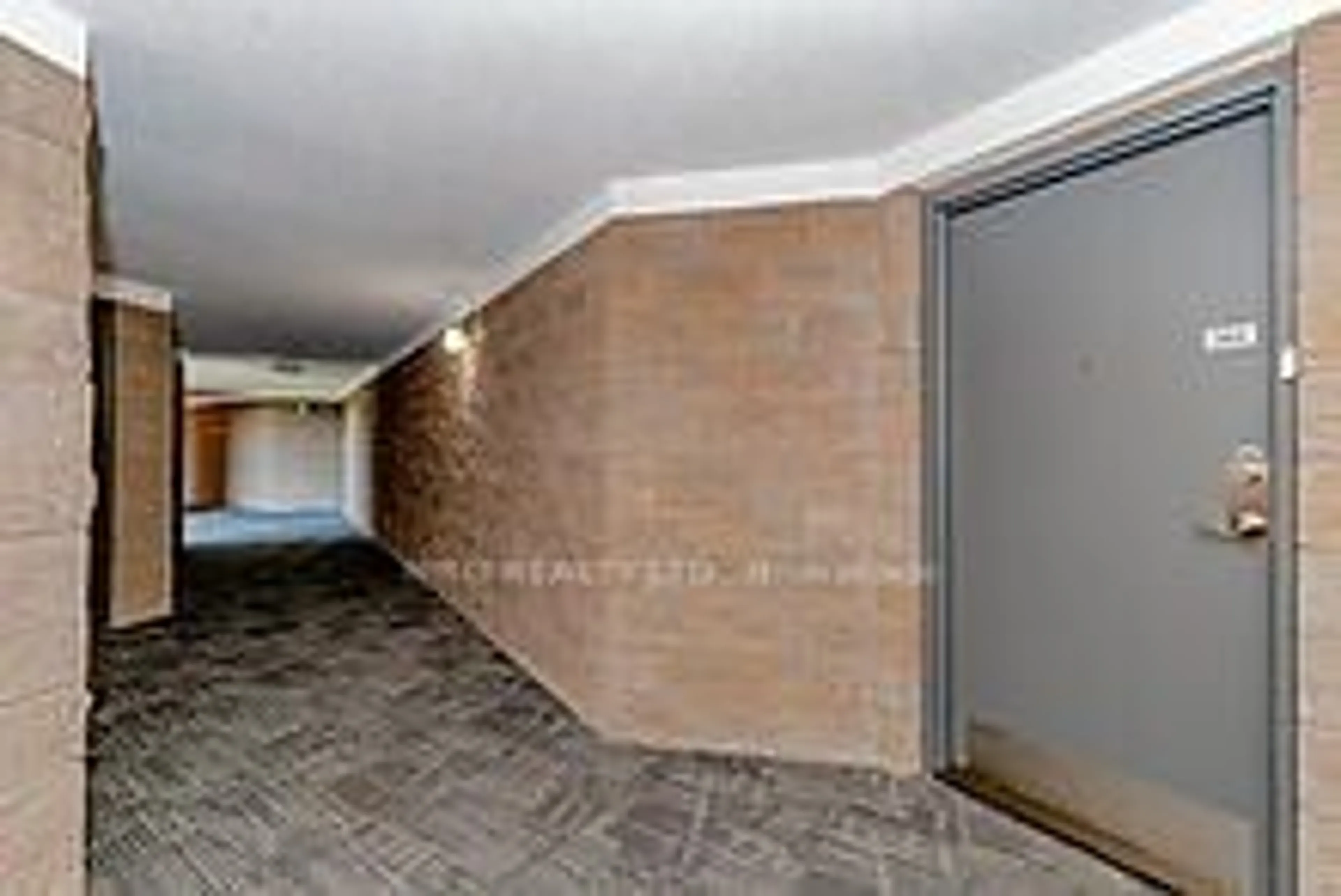 Indoor foyer for 24 Marilyn Dr #505, Guelph Ontario N1H 8E9