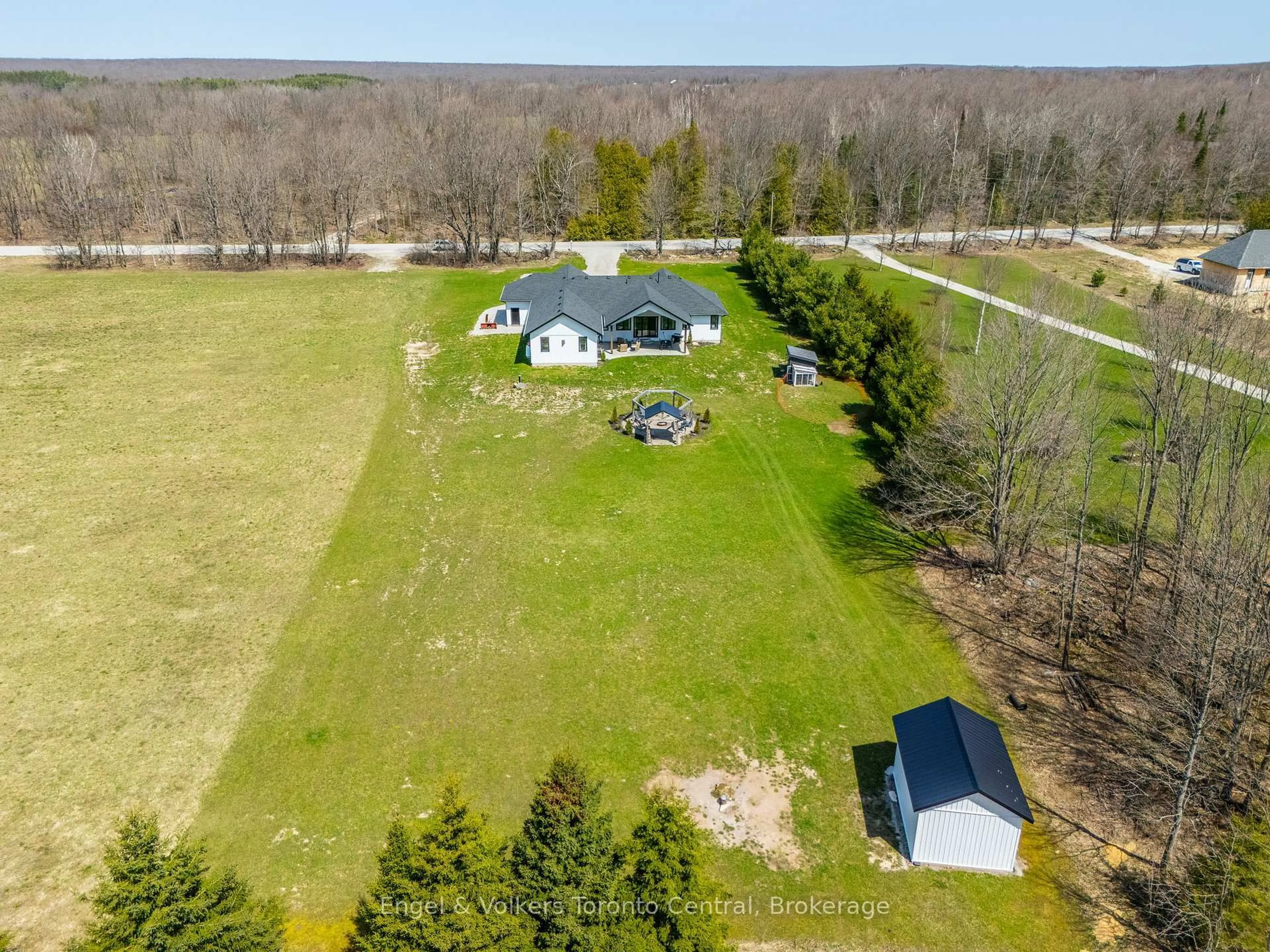 A pic from outside/outdoor area/front of a property/back of a property/a pic from drone, water/lake/river/ocean view for 462428 Concession 24 Rd, Georgian Bluffs Ontario N0H 2T0
