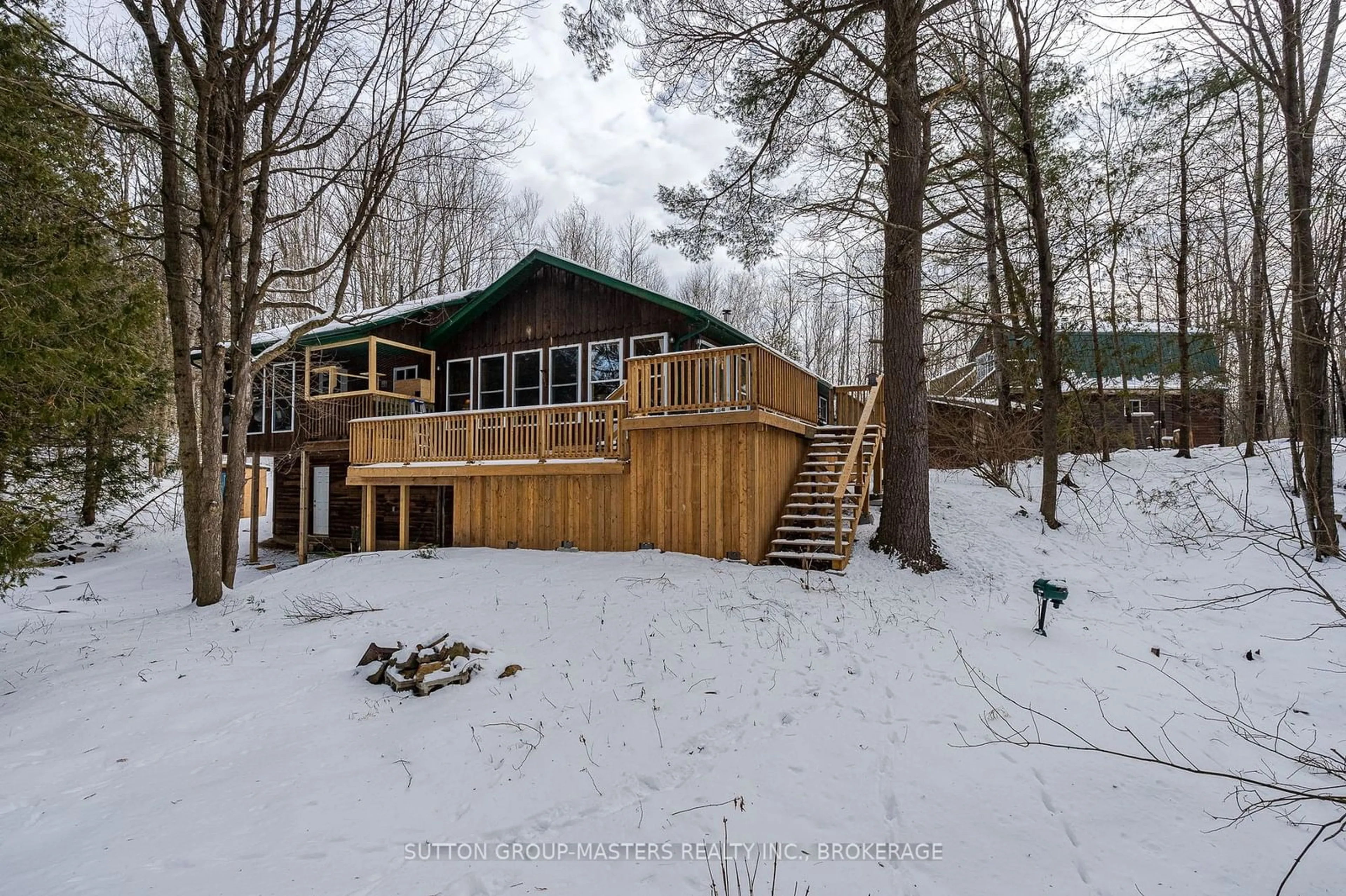 A pic from outside/outdoor area/front of a property/back of a property/a pic from drone, unknown for 313 Raccoon Lake Trail Rd, Addington Highlands Ontario K0H 1Z0