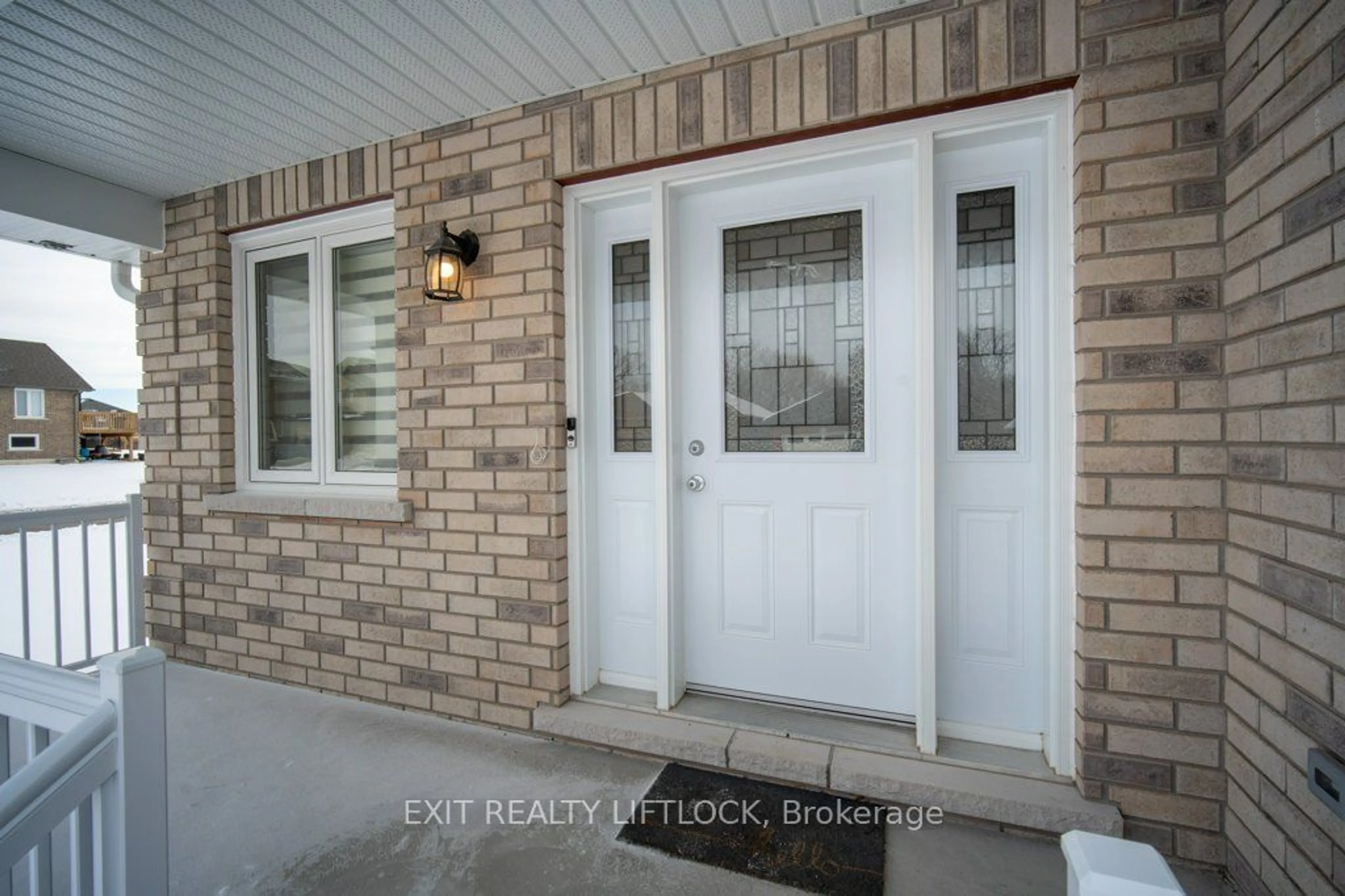 Indoor entryway for 46 Keeler Crt, Asphodel-Norwood Ontario K0L 2V0