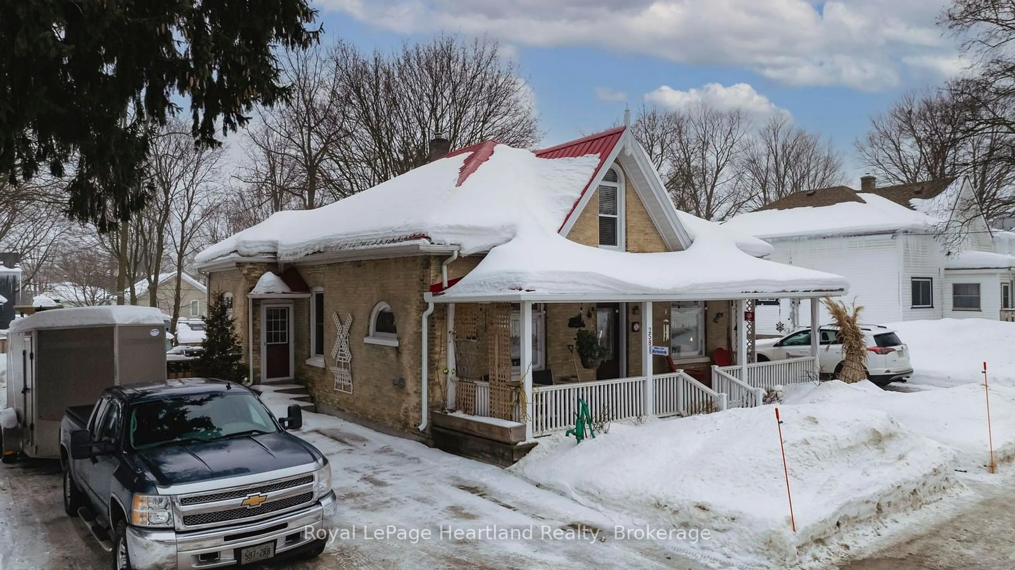 Unknown for 258 Edward St, North Huron Ontario N0G 2W0