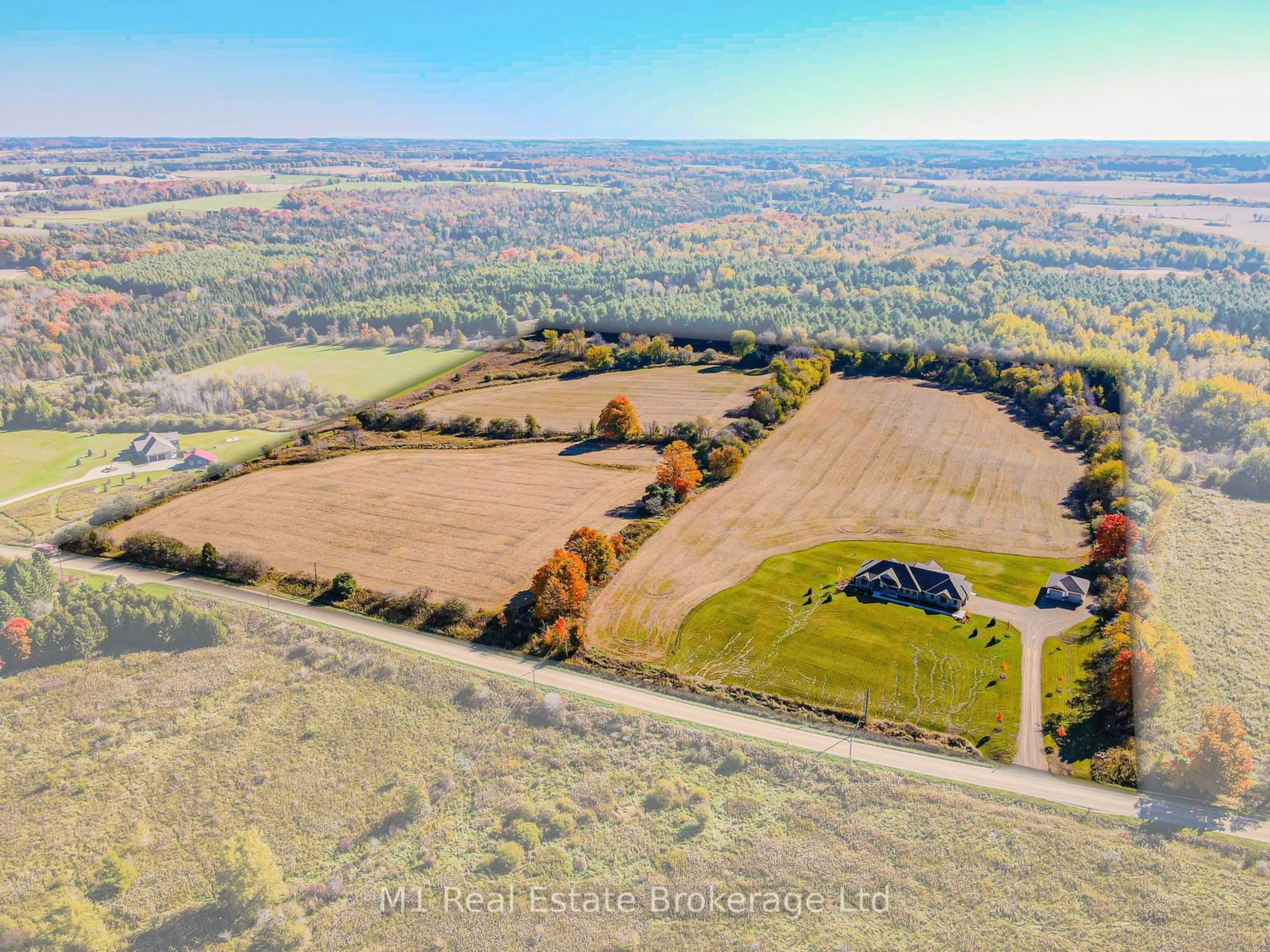 A pic from outside/outdoor area/front of a property/back of a property/a pic from drone, unknown for 101058 SIDE ROAD 10, East Garafraxa Ontario L9W 7J9