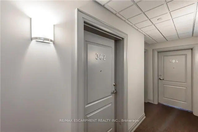 Additional property image - 257 Millen Rd Unit 302