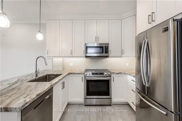 Additional property image - 257 Millen Rd Unit 302