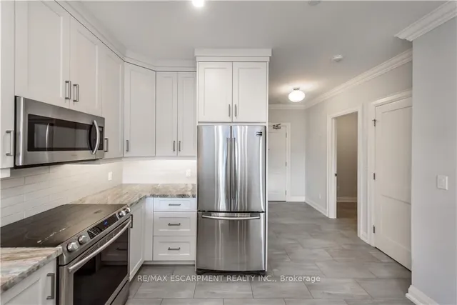 Additional property image - 257 Millen Rd Unit 302