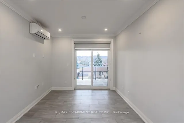 Additional property image - 257 Millen Rd Unit 302