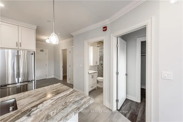 Additional property image - 257 Millen Rd Unit 302