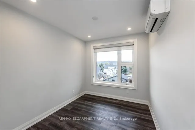 Additional property image - 257 Millen Rd Unit 302
