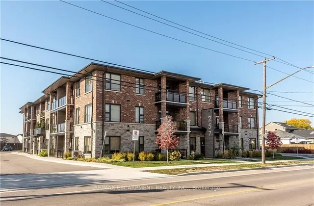 Additional property image - 257 Millen Rd Unit 302