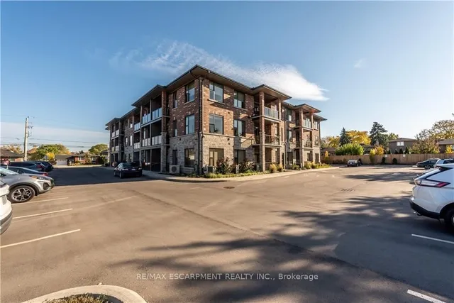 Additional property image - 257 Millen Rd Unit 302