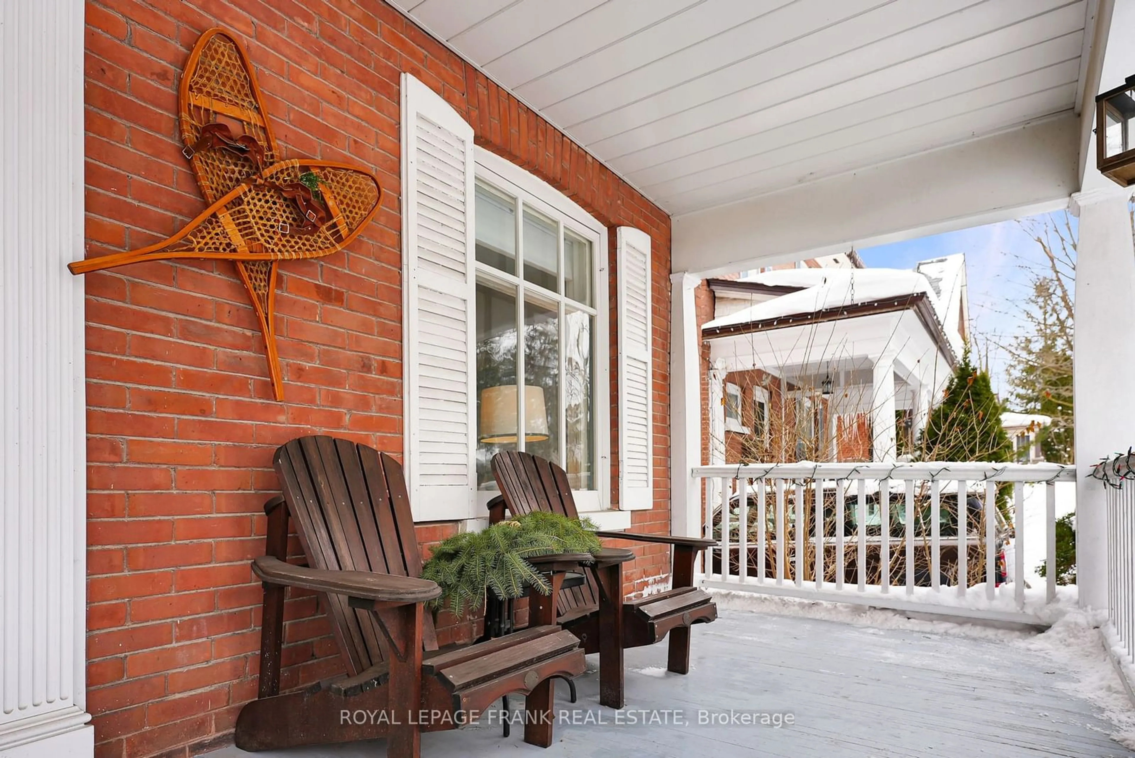 Patio, street for 9 Colborne St, Kawartha Lakes Ontario K9V 3S7