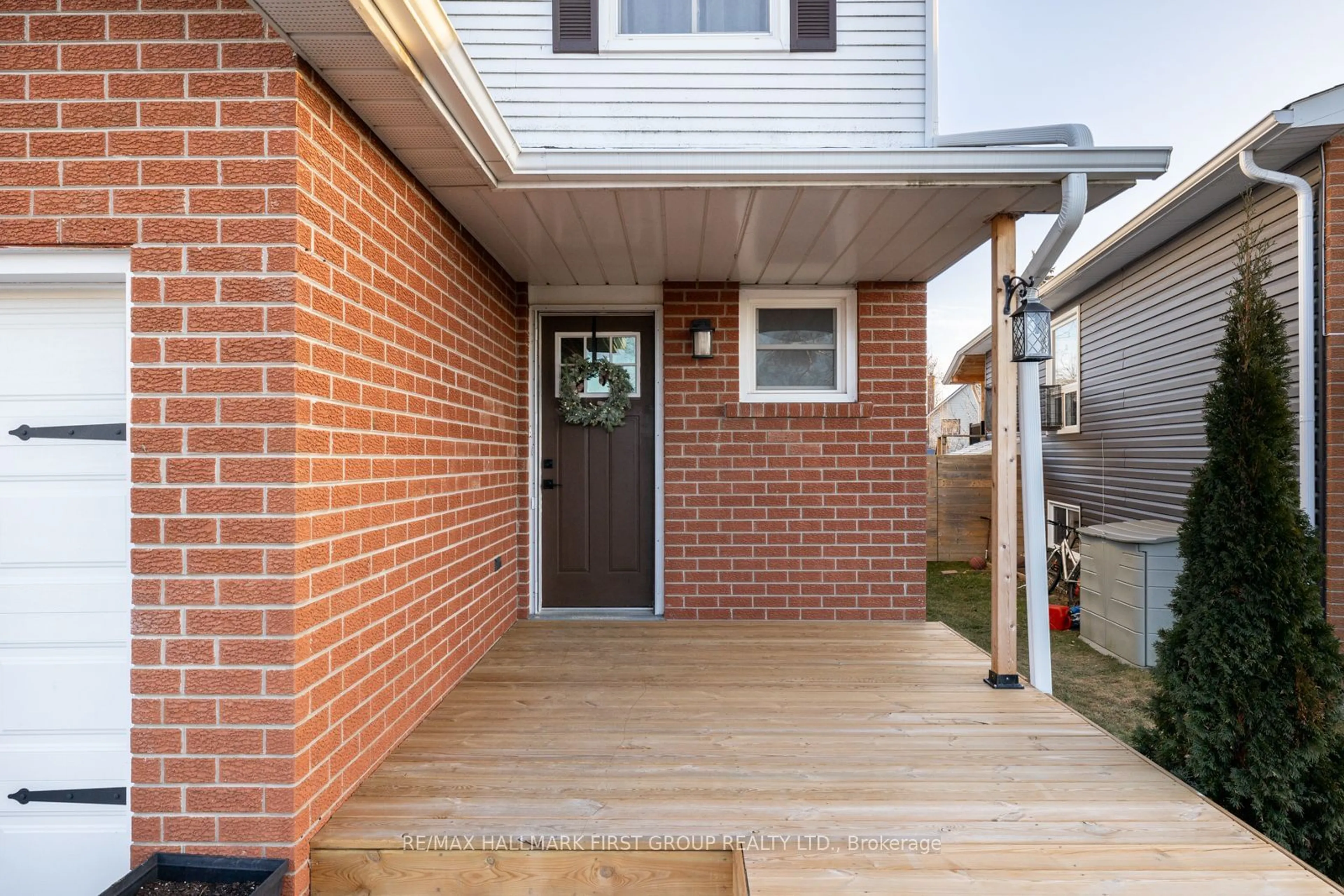 Home with brick exterior material, street for 37 Quinlan Dr, Port Hope Ontario L1A 4H3