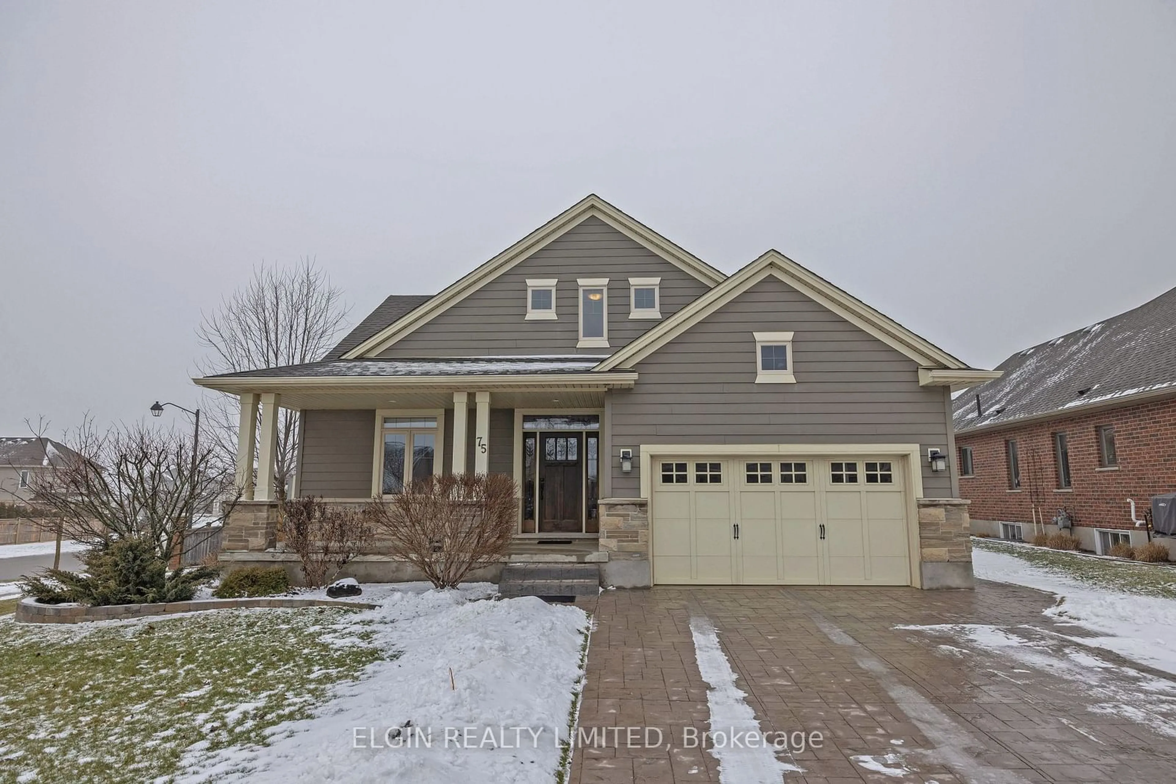 Home with vinyl exterior material, street for 75 Shaw Valley Dr, St. Thomas Ontario N5R 0C5