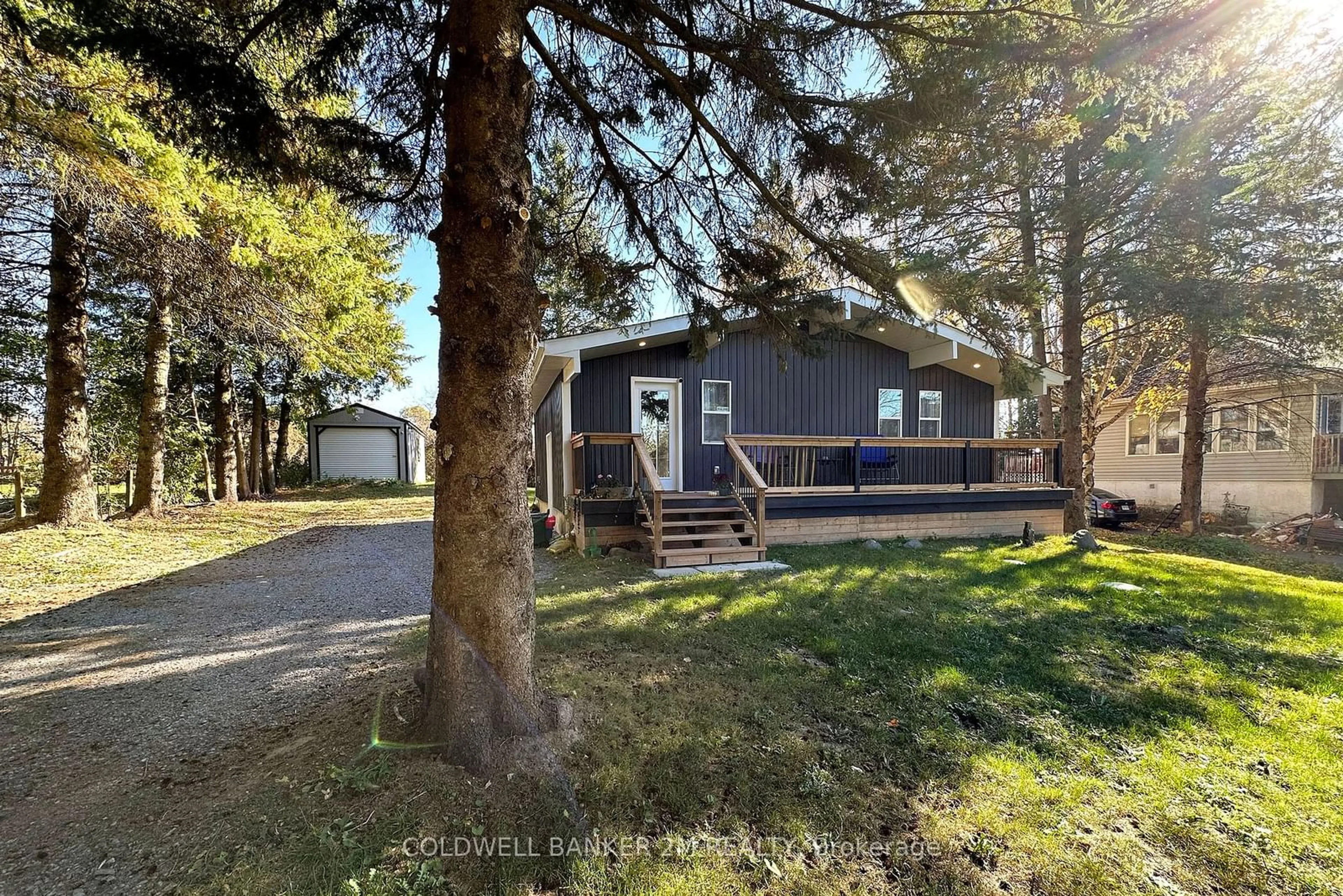 A pic from outside/outdoor area/front of a property/back of a property/a pic from drone, street for 122 McGill Dr, Kawartha Lakes Ontario L0B 1K0