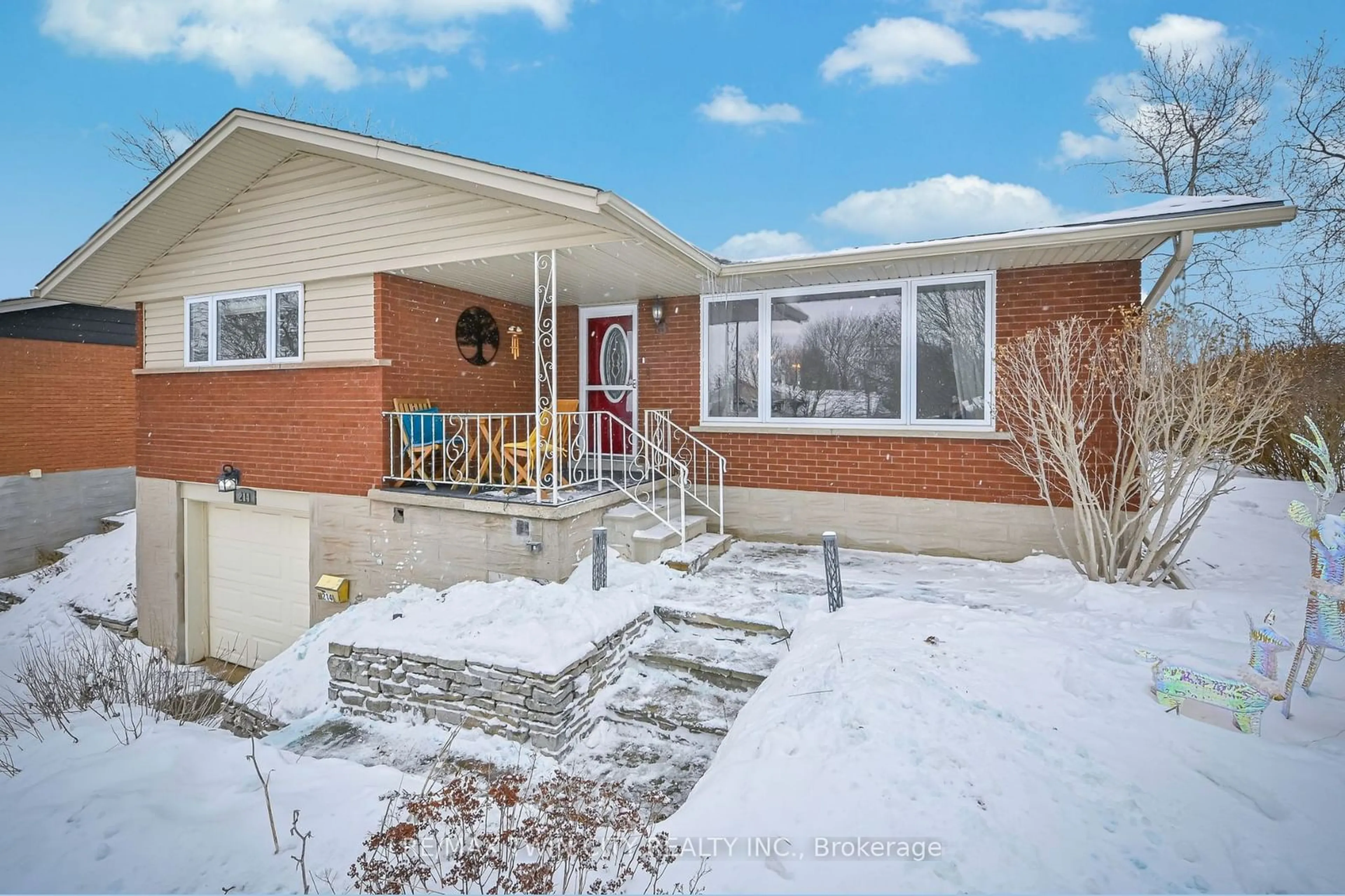 Home with brick exterior material, street for 214 Winfield Ave, Waterloo Ontario N2J 3M9