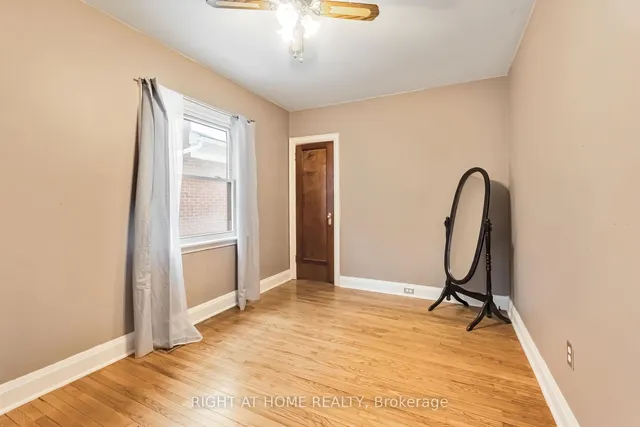 Additional property image - 14 Huxley Ave