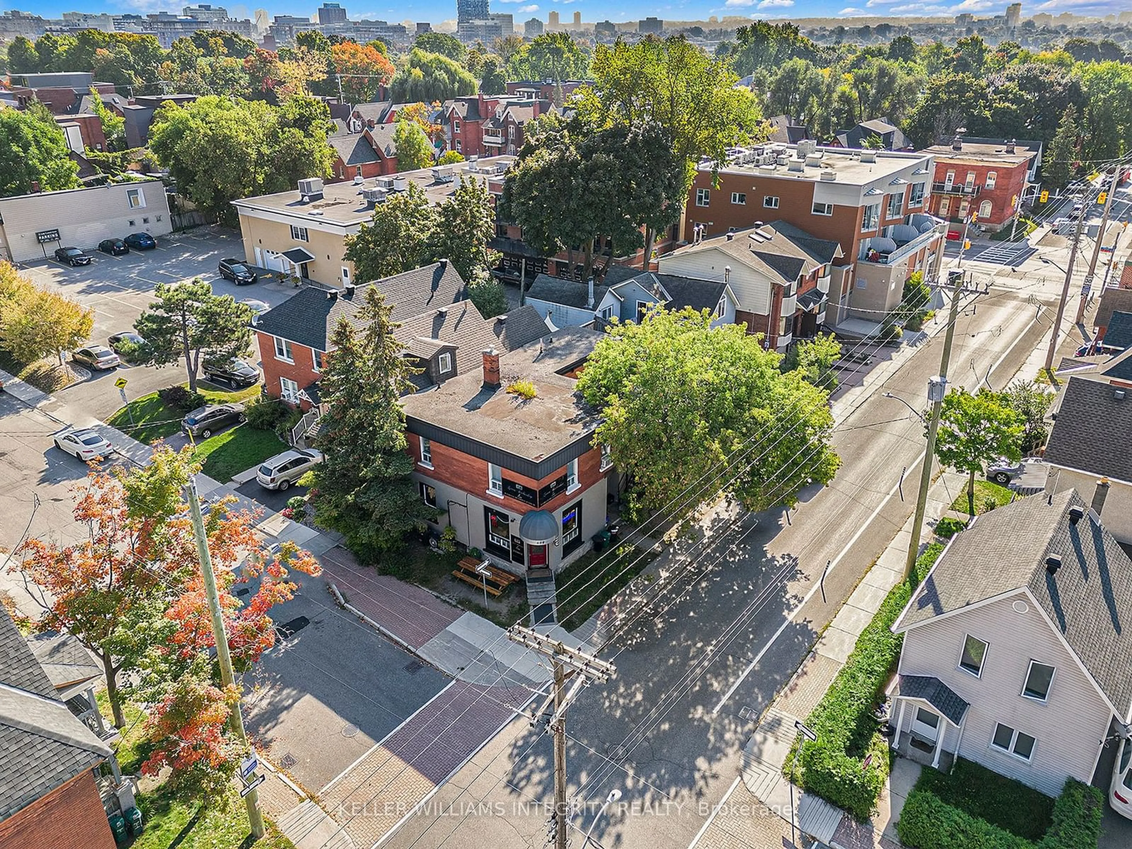 A pic from outside/outdoor area/front of a property/back of a property/a pic from drone, street for 698 COOPER St, Ottawa Centre Ontario K1R 6C6