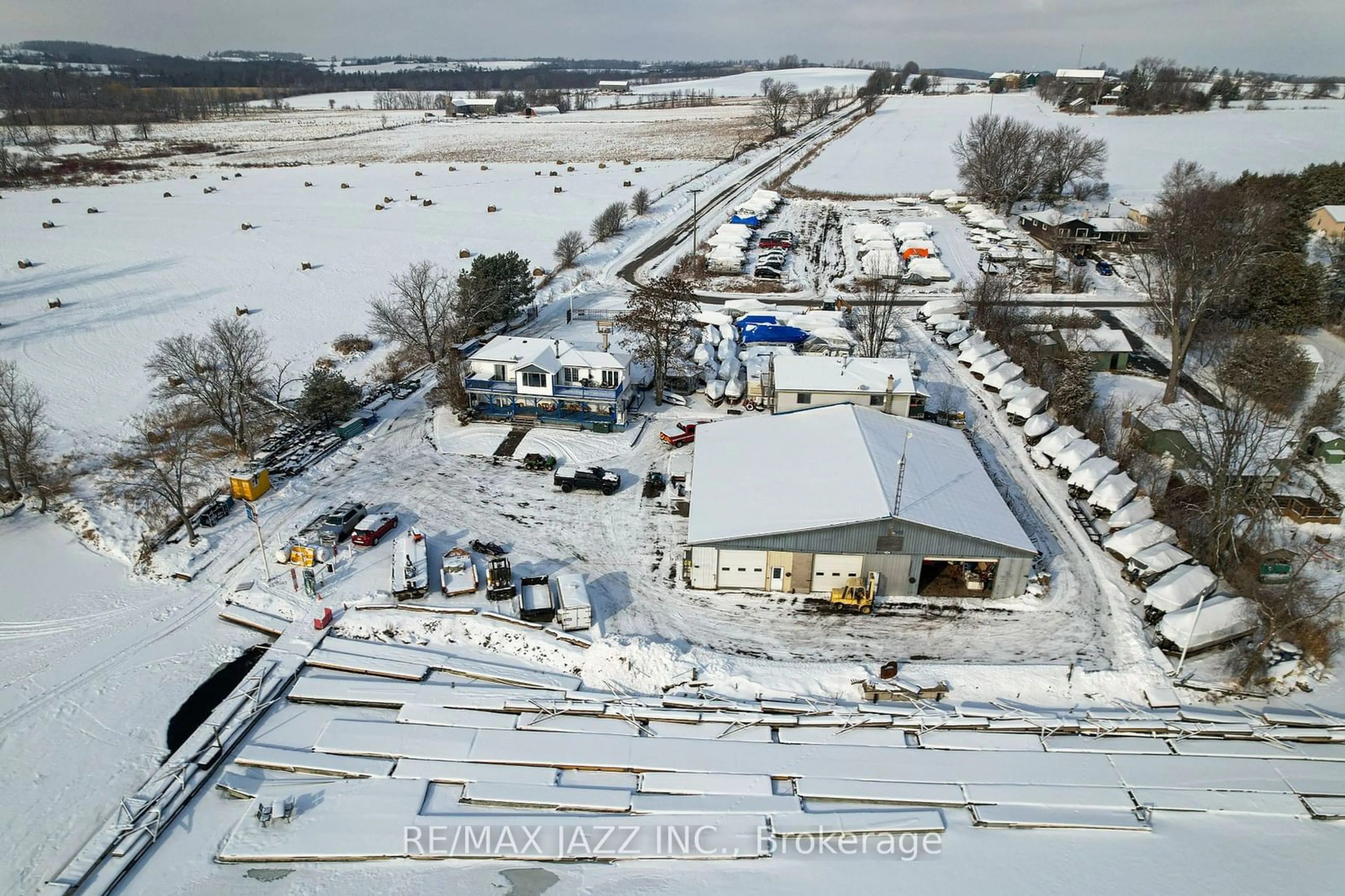 A pic from outside/outdoor area/front of a property/back of a property/a pic from drone, building for 1087 Island View Dr, Otonabee-South Monaghan Ontario K0L 1B0