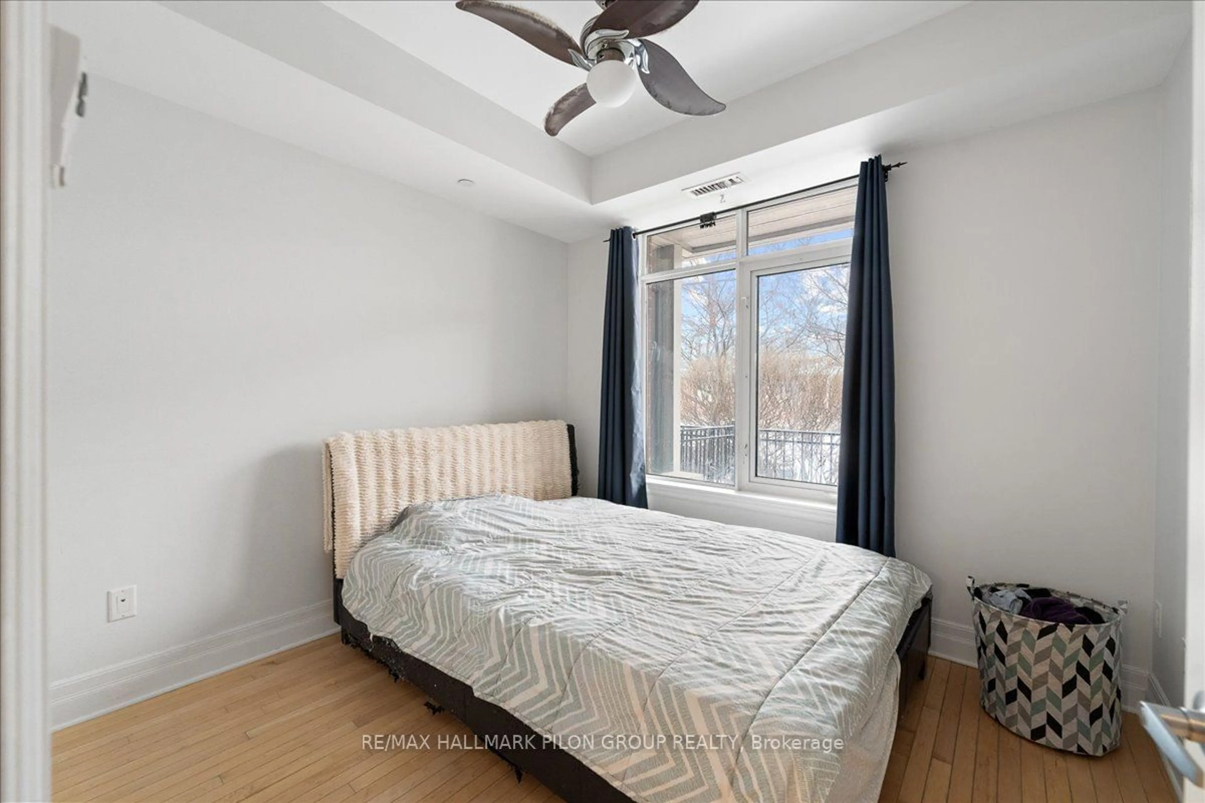 A pic of a room for 950 Marguerite Ave #109, Ottawa Ontario K1K 3T8