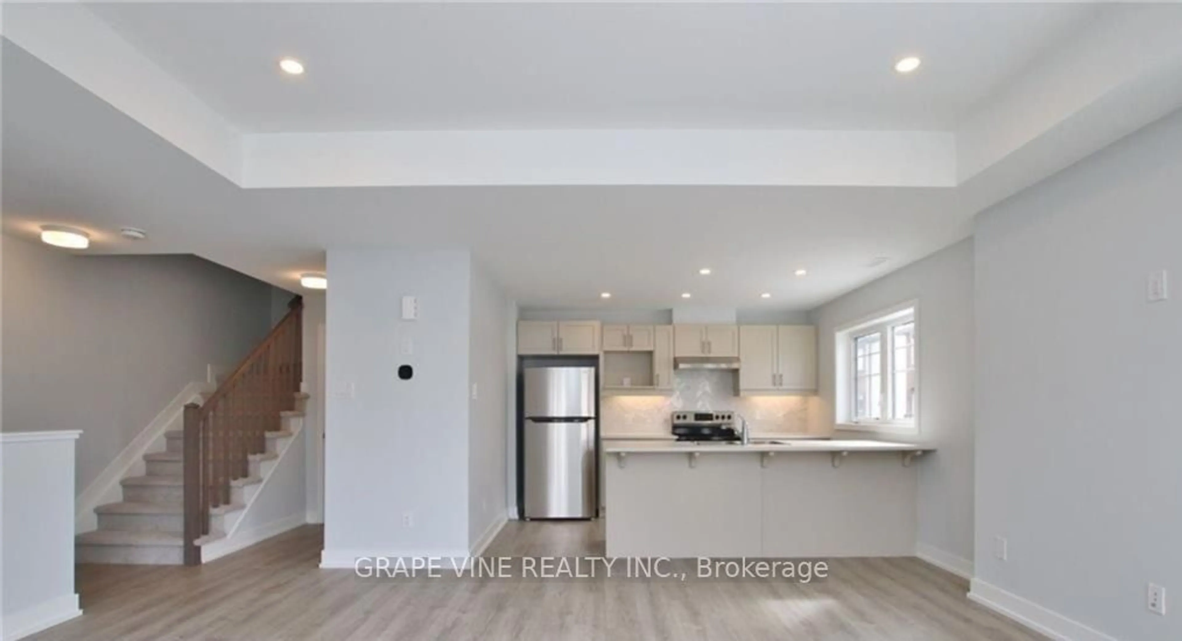 Open concept kitchen, unknown for 288 Anyolite Private, Barrhaven Ontario K2J 7J3