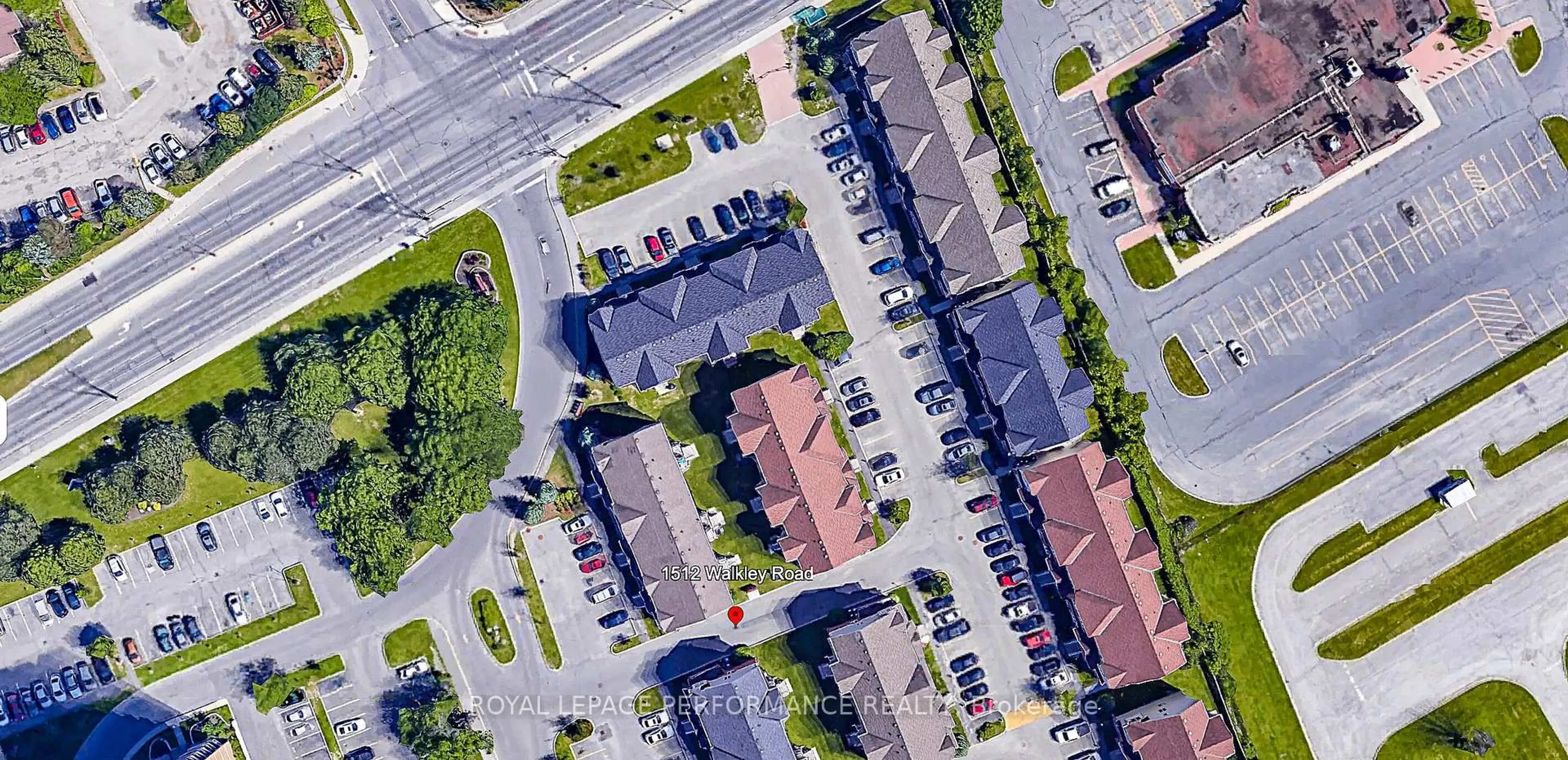 A pic from outside/outdoor area/front of a property/back of a property/a pic from drone, street for 1512 Walkley Rd #133, Ottawa Ontario K1V 2G6