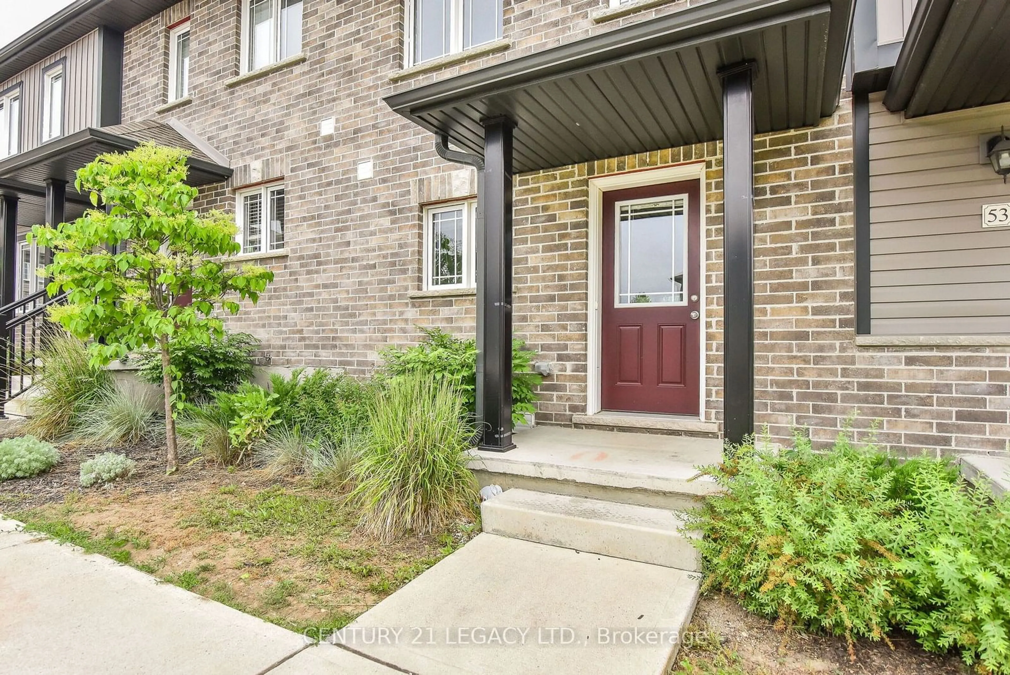 Home with brick exterior material, street for 350 Dundas St #52, Cambridge Ontario N1R 5S2