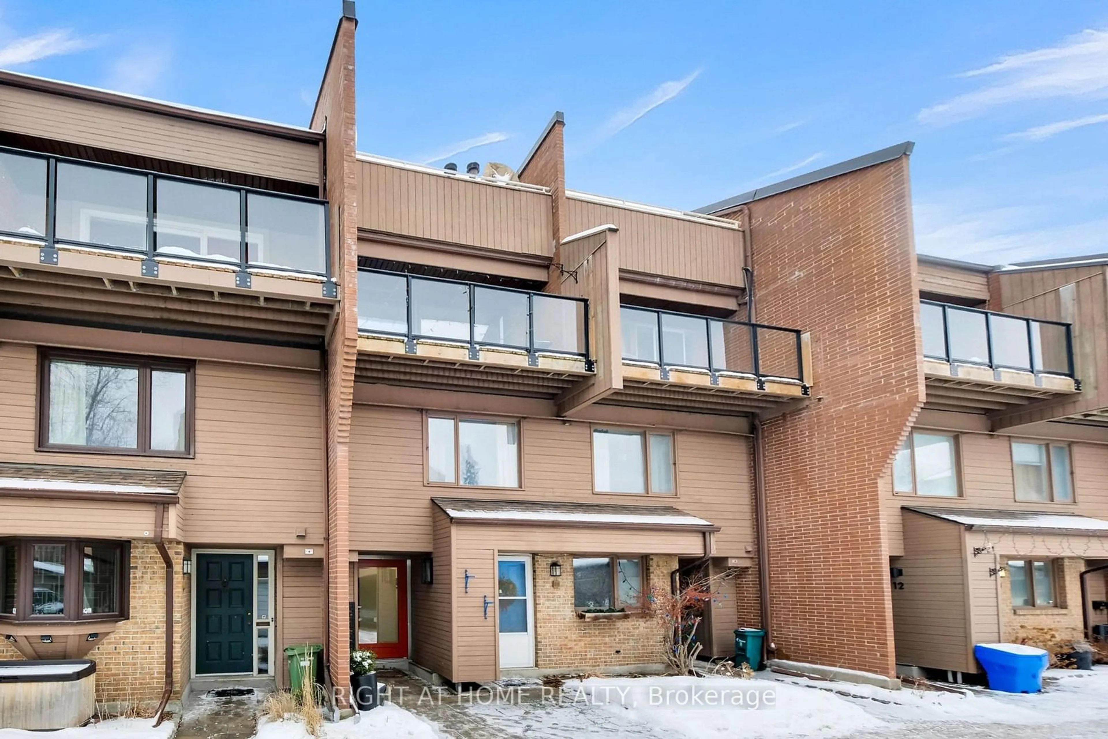 Unknown for 251 Bruyere St #18, Lower Town - Sandy Hill Ontario K1N 5E5