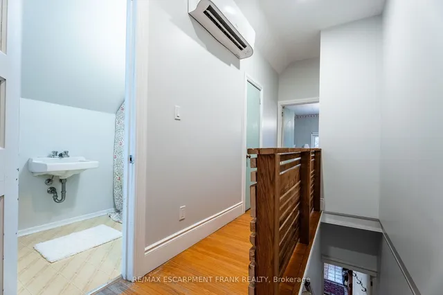 Additional property image - 31 Mountain Park Ave