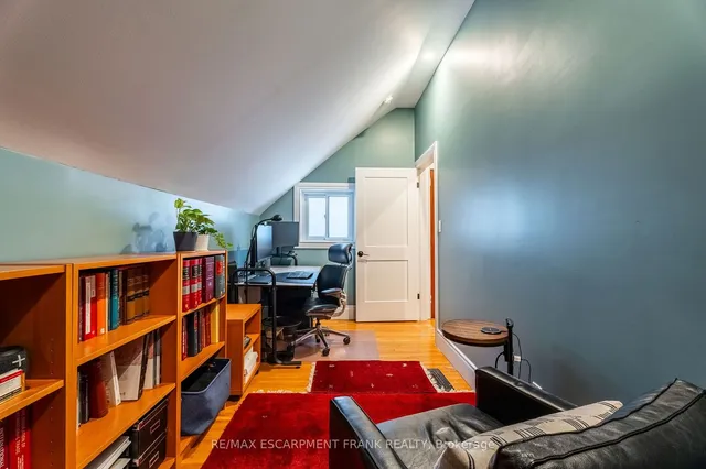 Additional property image - 31 Mountain Park Ave