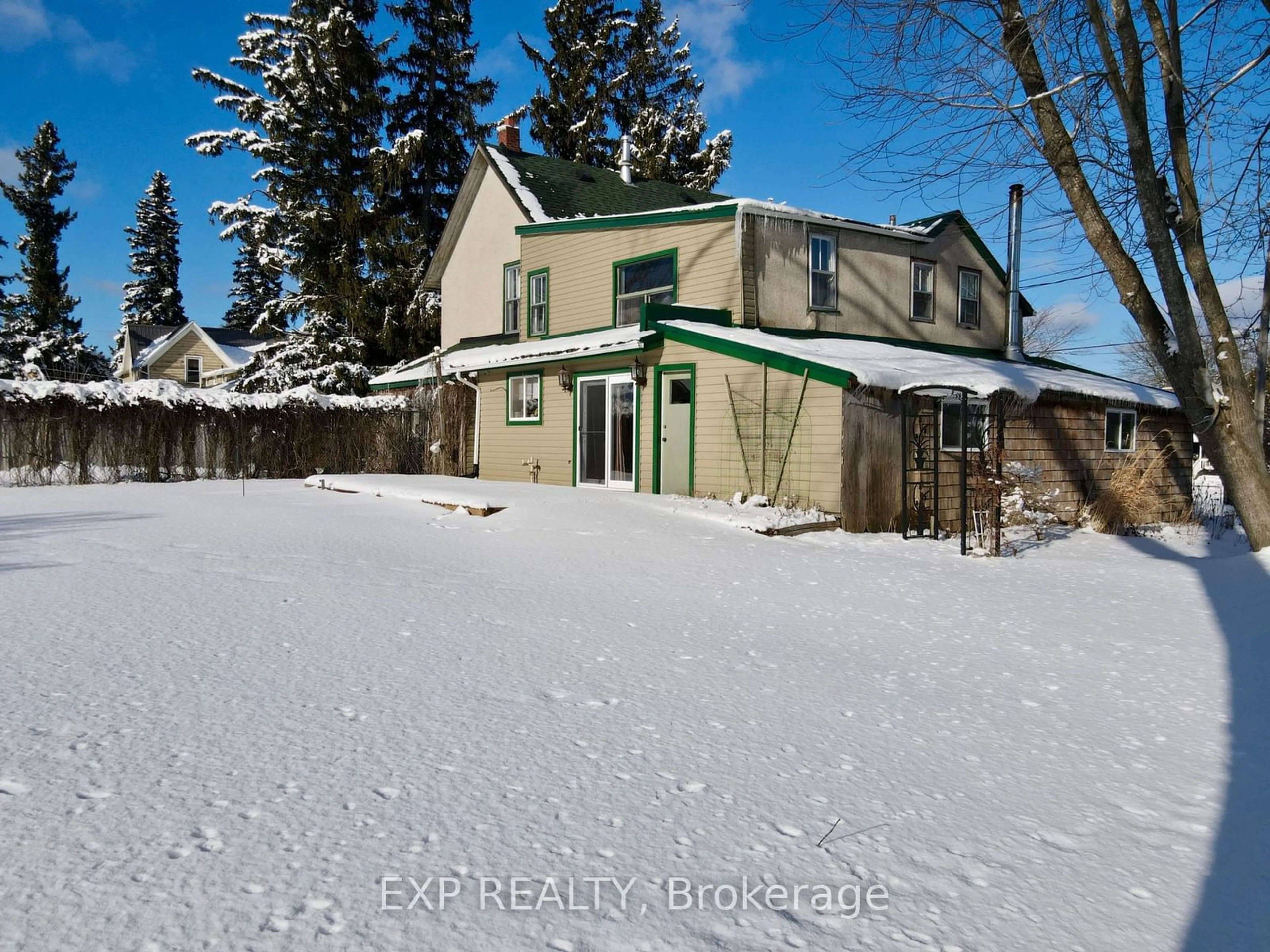 A pic from outside/outdoor area/front of a property/back of a property/a pic from drone, street for 3 Bond St, Stone Mills Ontario K0K 3G0