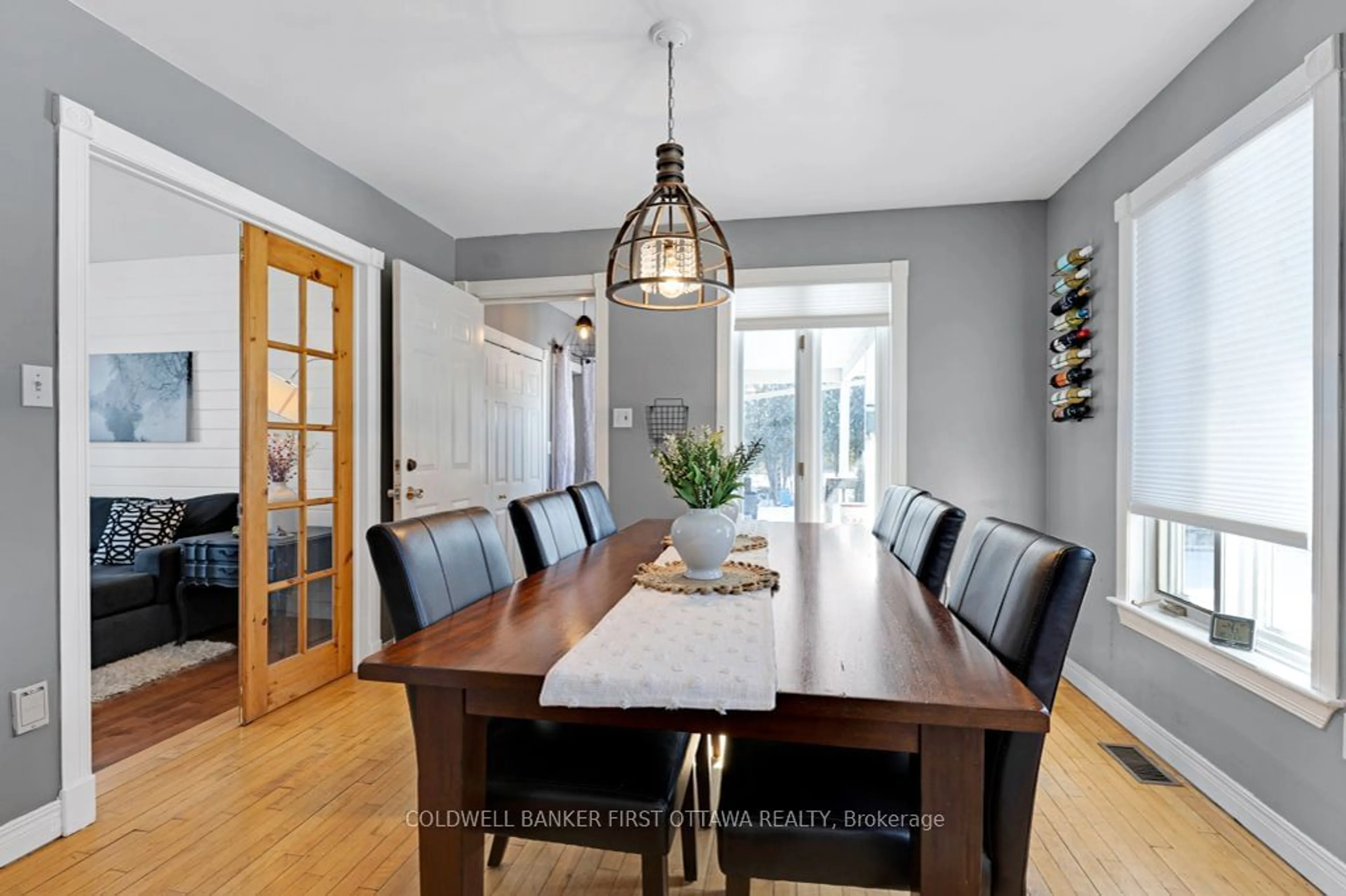 Dining room, wood/laminate floor for 330 Nursery Rd, North Grenville Ontario K0G 1J0