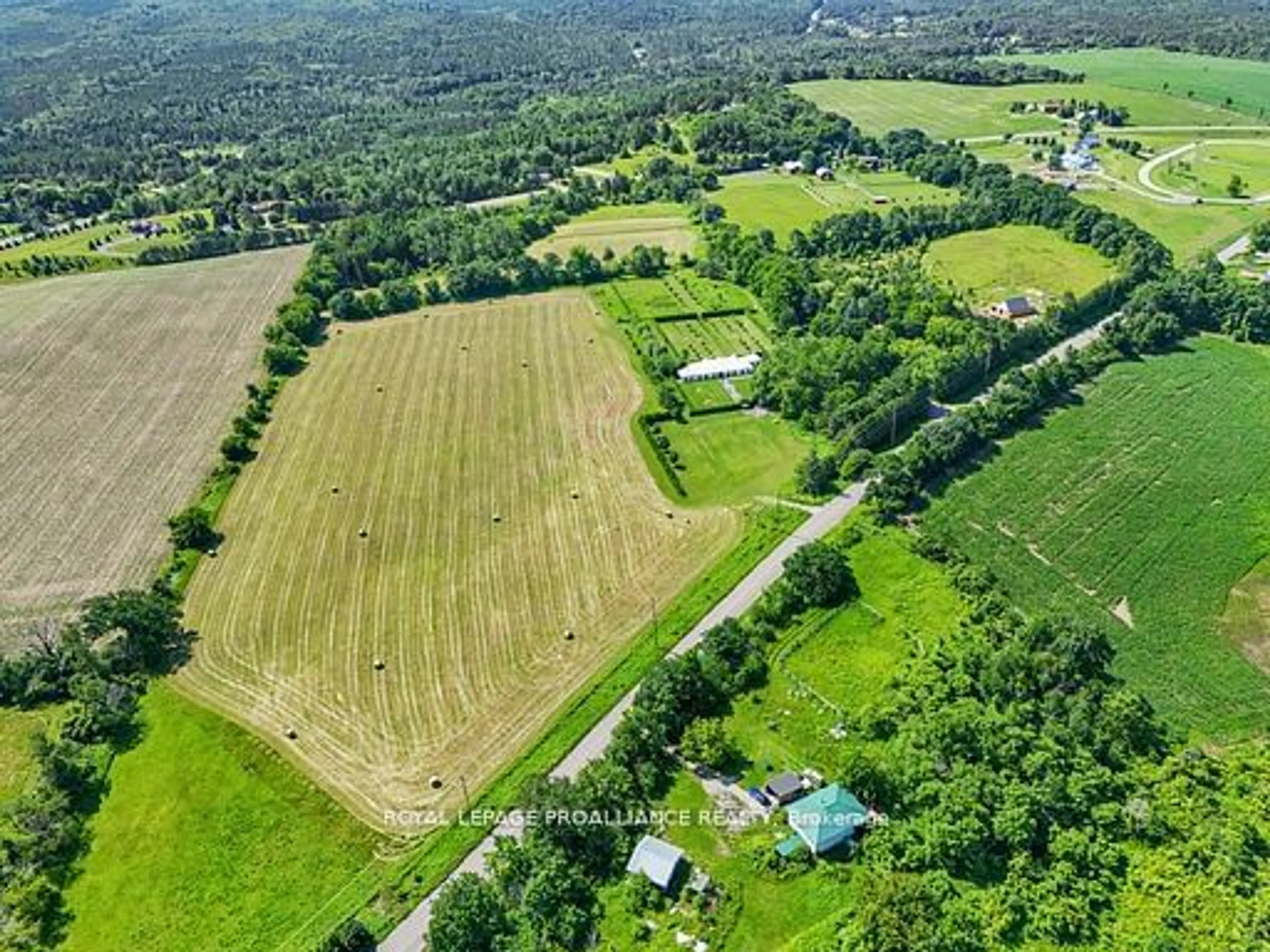 A pic from outside/outdoor area/front of a property/back of a property/a pic from drone, unknown for 1521 Bowmanton Rd, Alnwick/Haldimand Ontario K0K 2X0