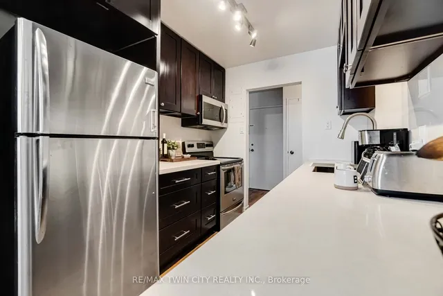 Additional property image - 100 Breckenridge Dr Unit 303