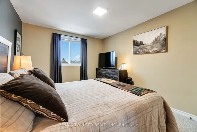 Additional property image - 100 Breckenridge Dr Unit 303