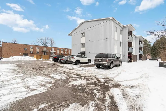 Additional property image - 100 Breckenridge Dr Unit 303