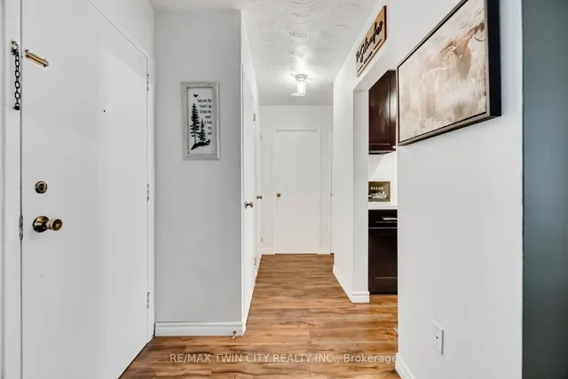Additional property image - 100 Breckenridge Dr Unit 303