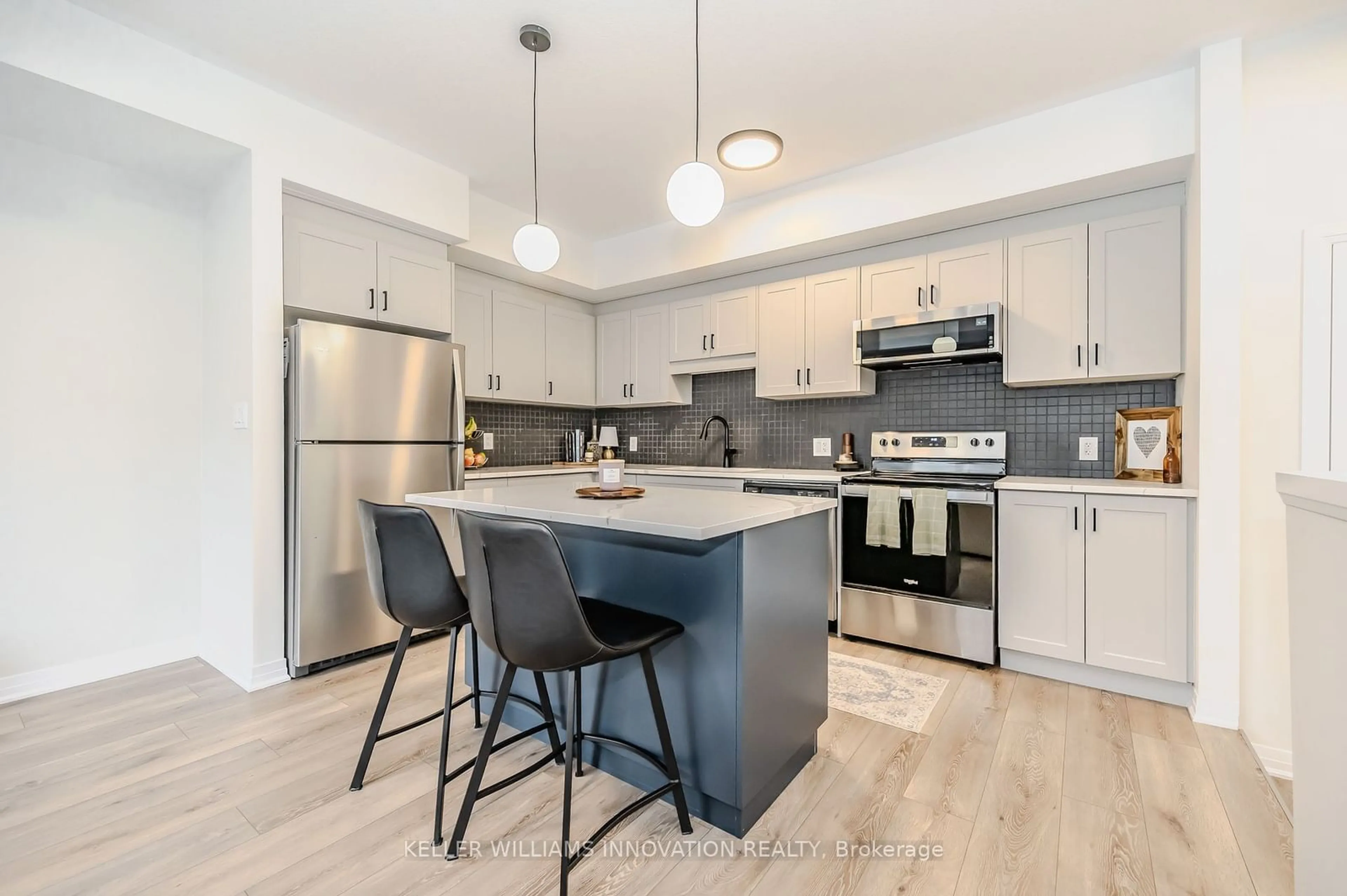 Open concept kitchen, unknown for 25 Isherwood Ave #91, Cambridge Ontario N1R 1B6