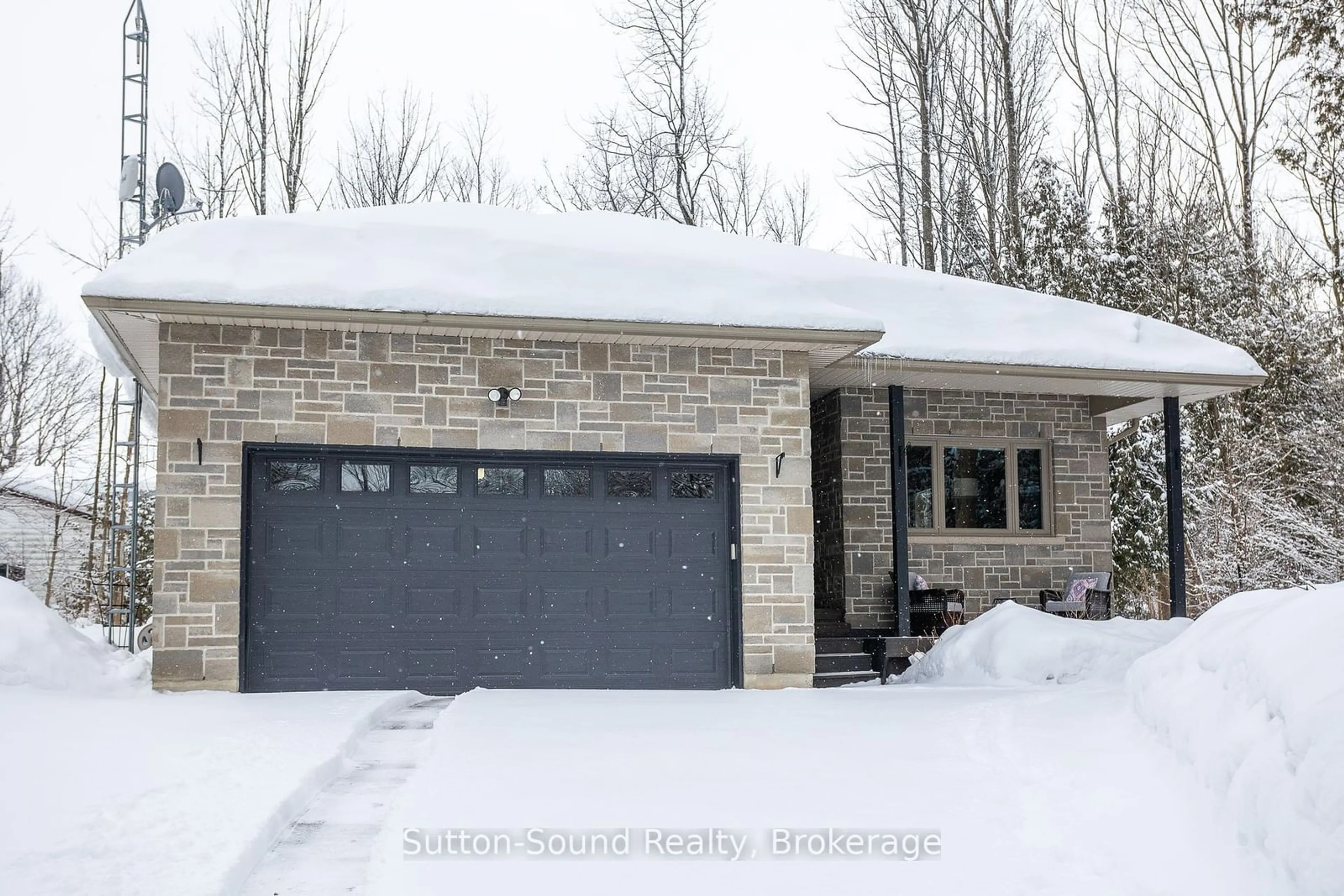 Home with brick exterior material, street for 170 LAKESHORE Rd, Georgian Bluffs Ontario N0H 2T0