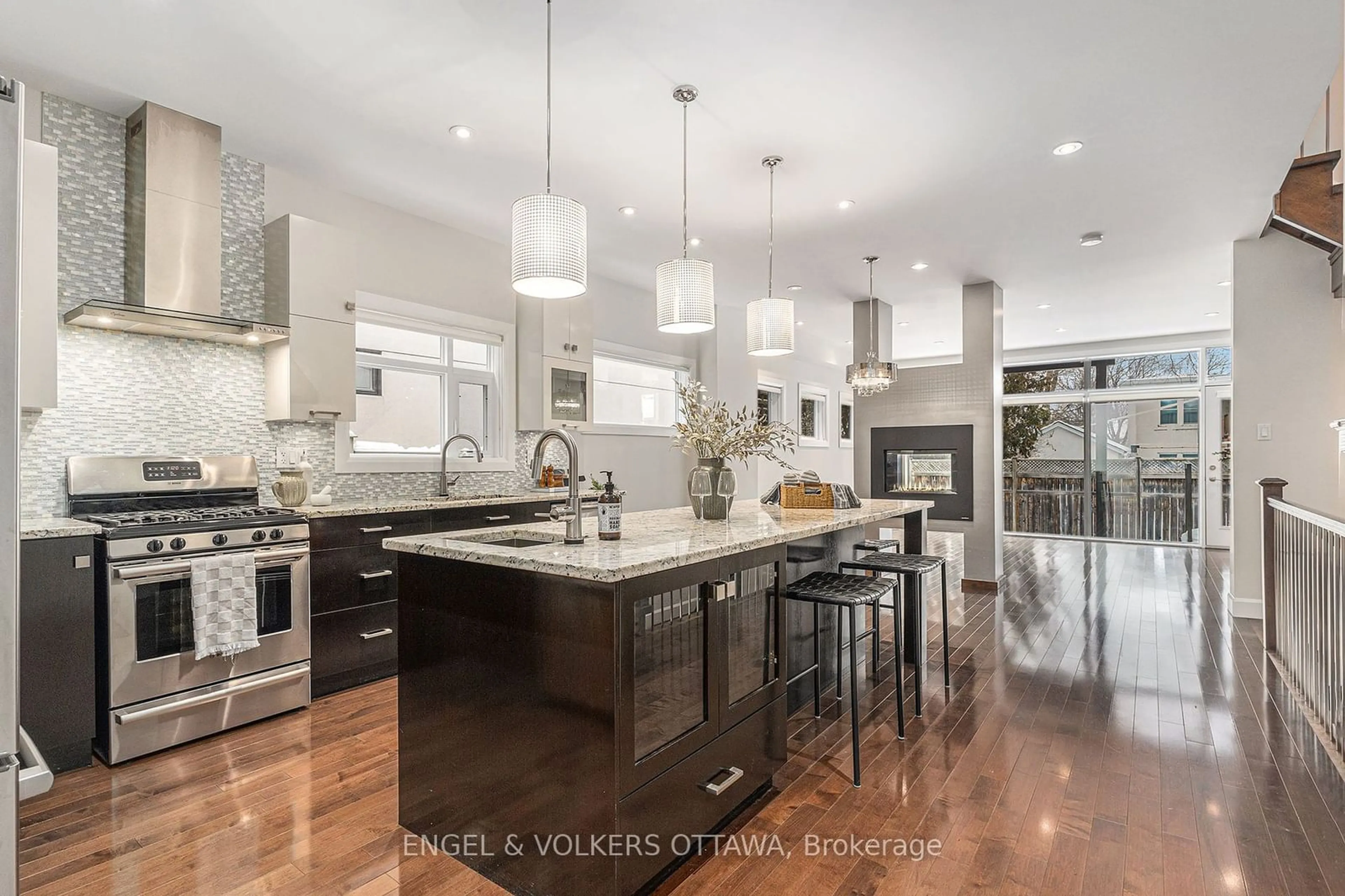 Contemporary kitchen, unknown for 219 Carleton Ave, Tunneys Pasture and Ottawa West Ontario K1Y 0J5