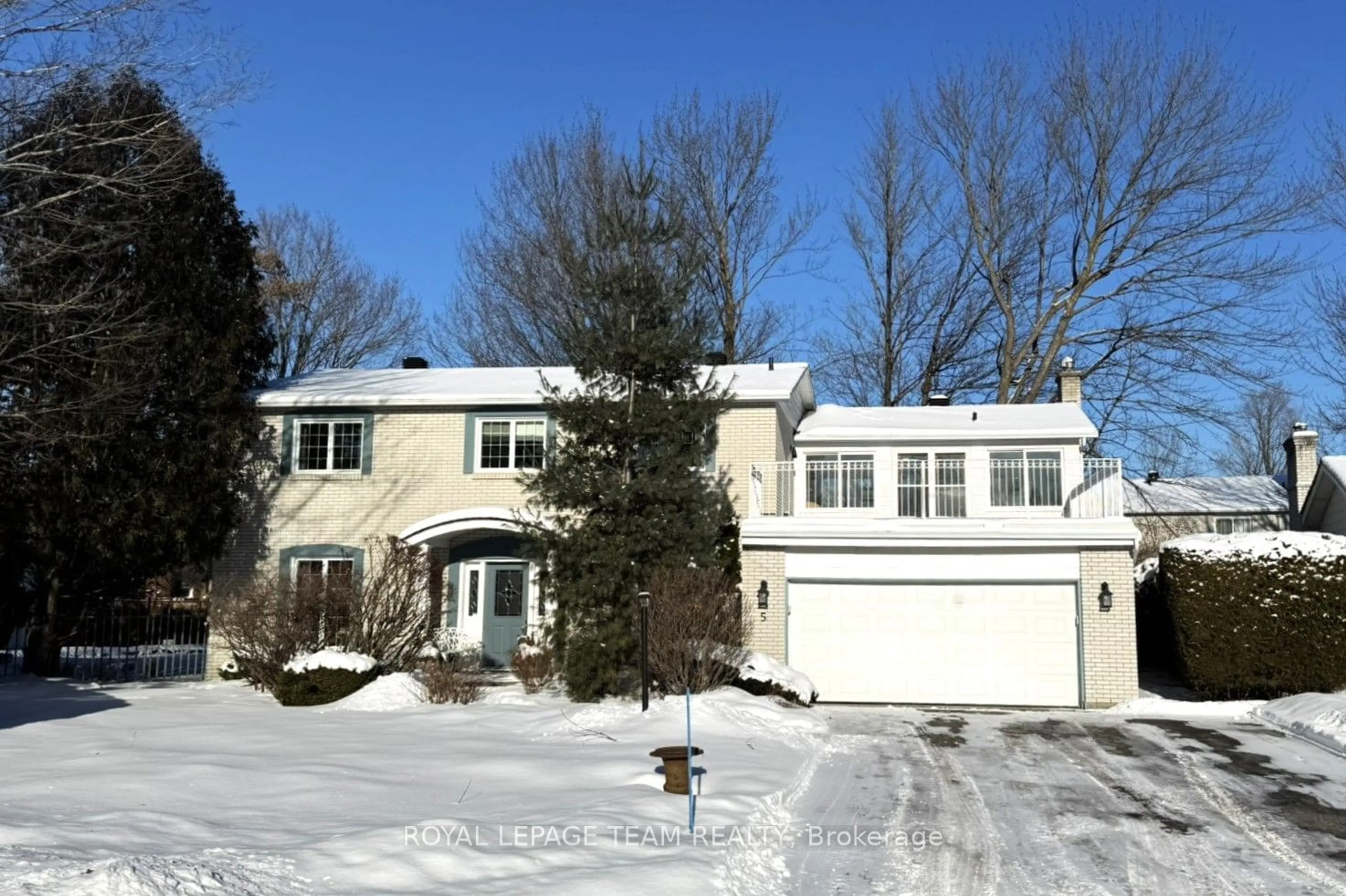 Home with vinyl exterior material, street for 5 Erinlea Crt, Nepean Ontario K2E 7C8