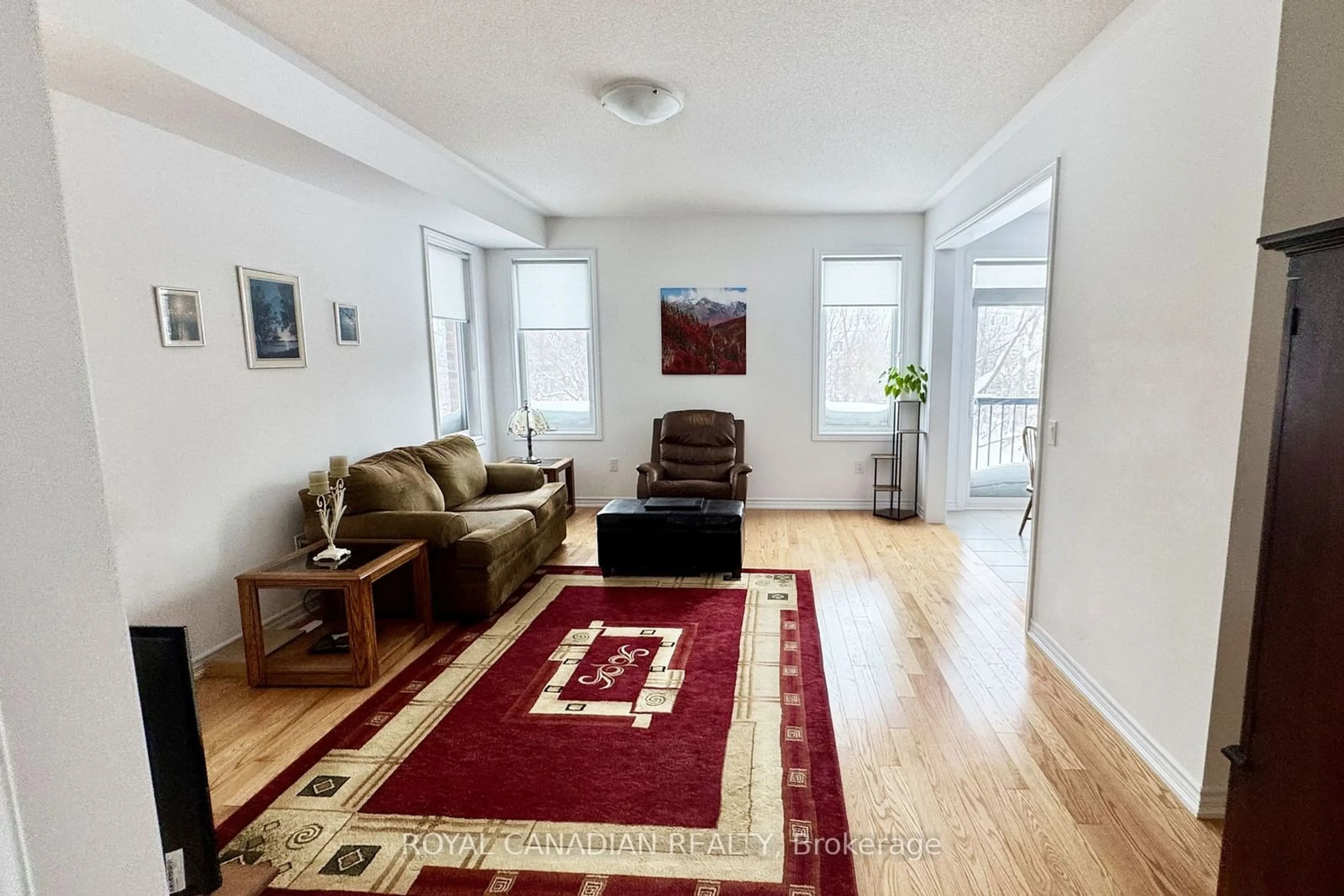 Living room with furniture, unknown for 29 Corbett St, Southgate Ontario N0C 1B0