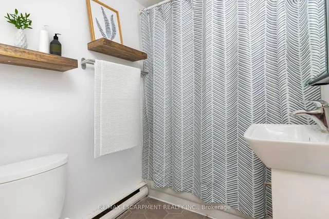 Additional property image - 145 Hope Ave