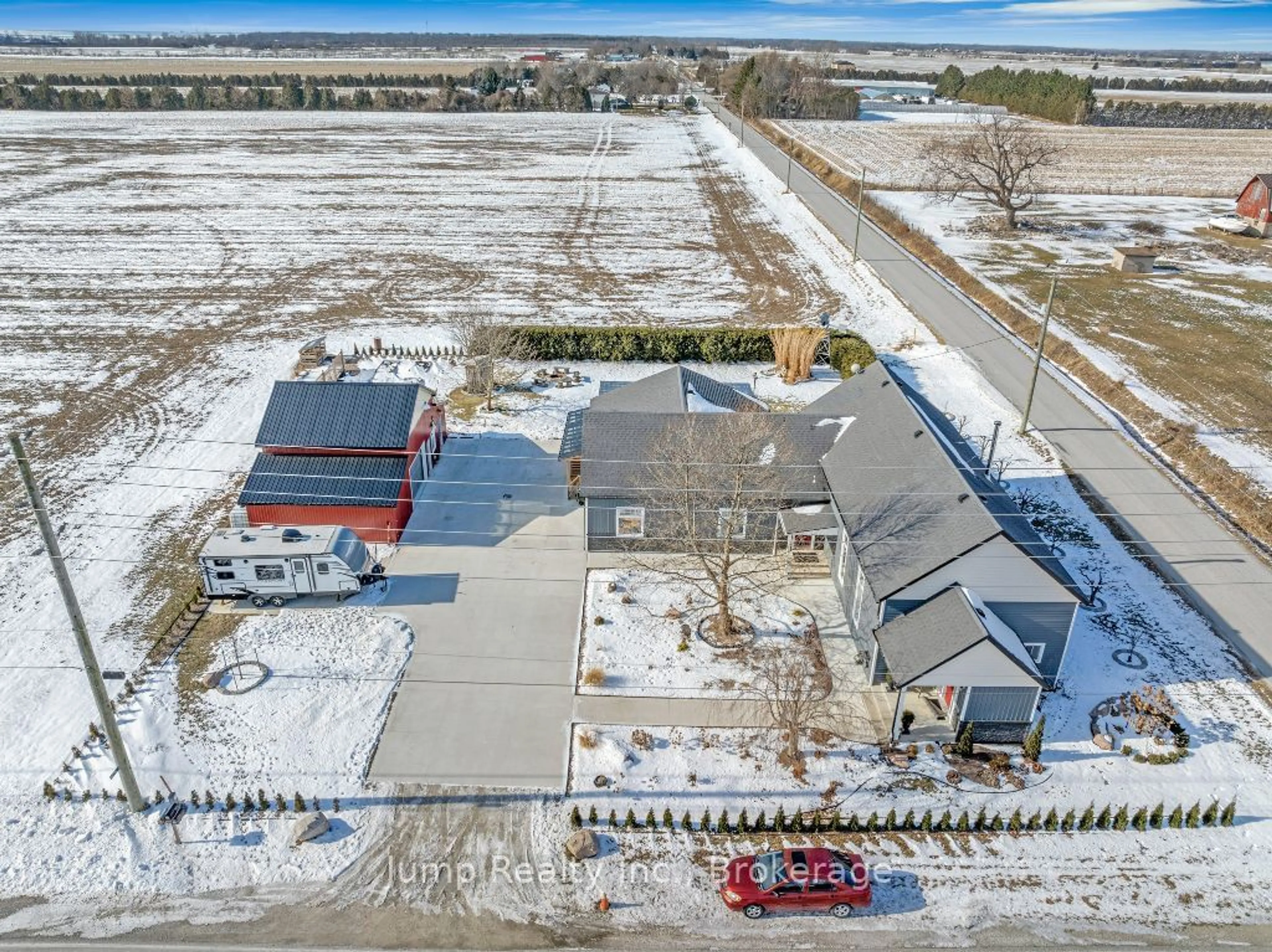 A pic from outside/outdoor area/front of a property/back of a property/a pic from drone, building for 9016 County 41 Rd, Amherstburg Ontario N0R 1G0