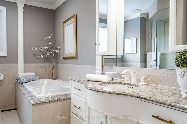 Additional property image - 30 Donlea Dr