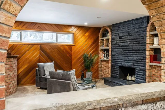 Additional property image - 30 Donlea Dr